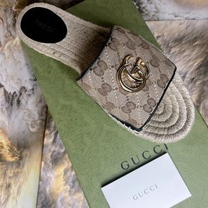 GUCCI PILAR ORIGINAL GG CANVAS SANDALS